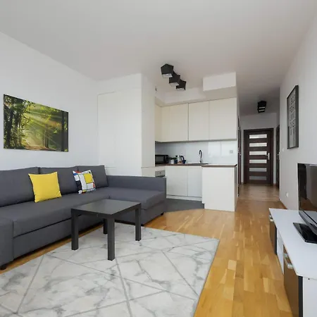 Modern With A Balcony And 2 Parking Spaces By Renters Appartement