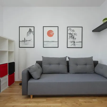 Modern With A Balcony And 2 Parking Spaces By Renters * Varsovie